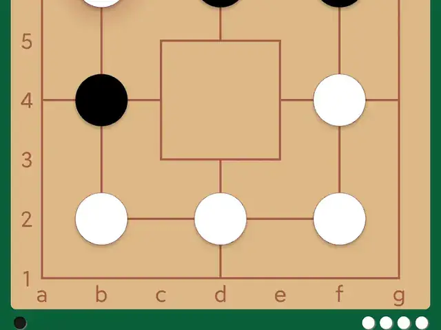 Spielszene aus Mühle mit besetztem Mühlebrett